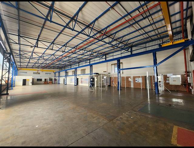2,355M² WAREHOUSE TO LET IN TUNNEY
